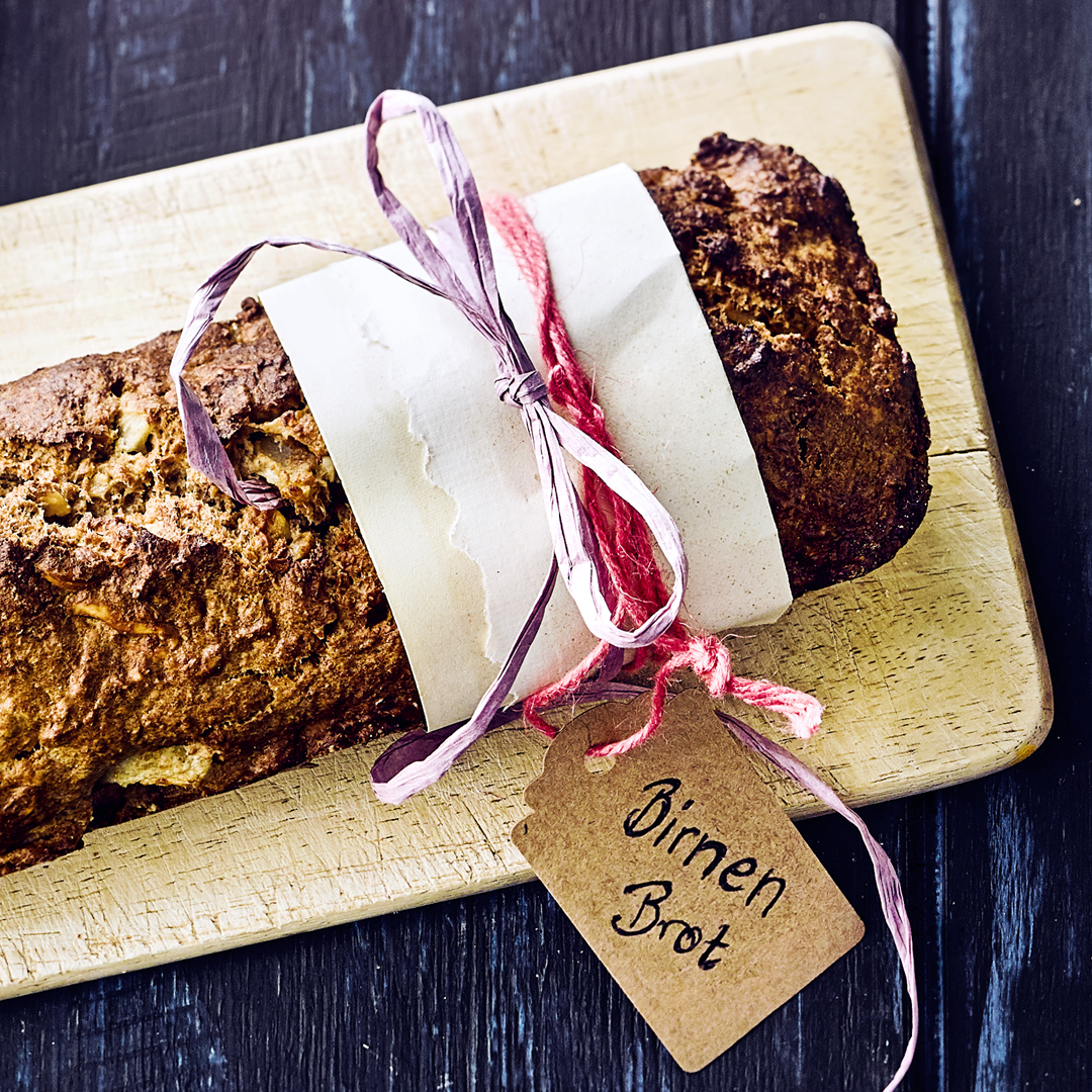 Birnenbrot mit herzhaften Belag