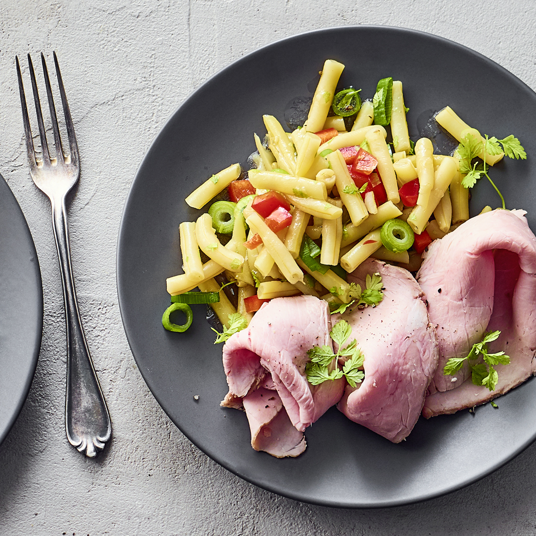 Braten mit Wachsbohnensalat