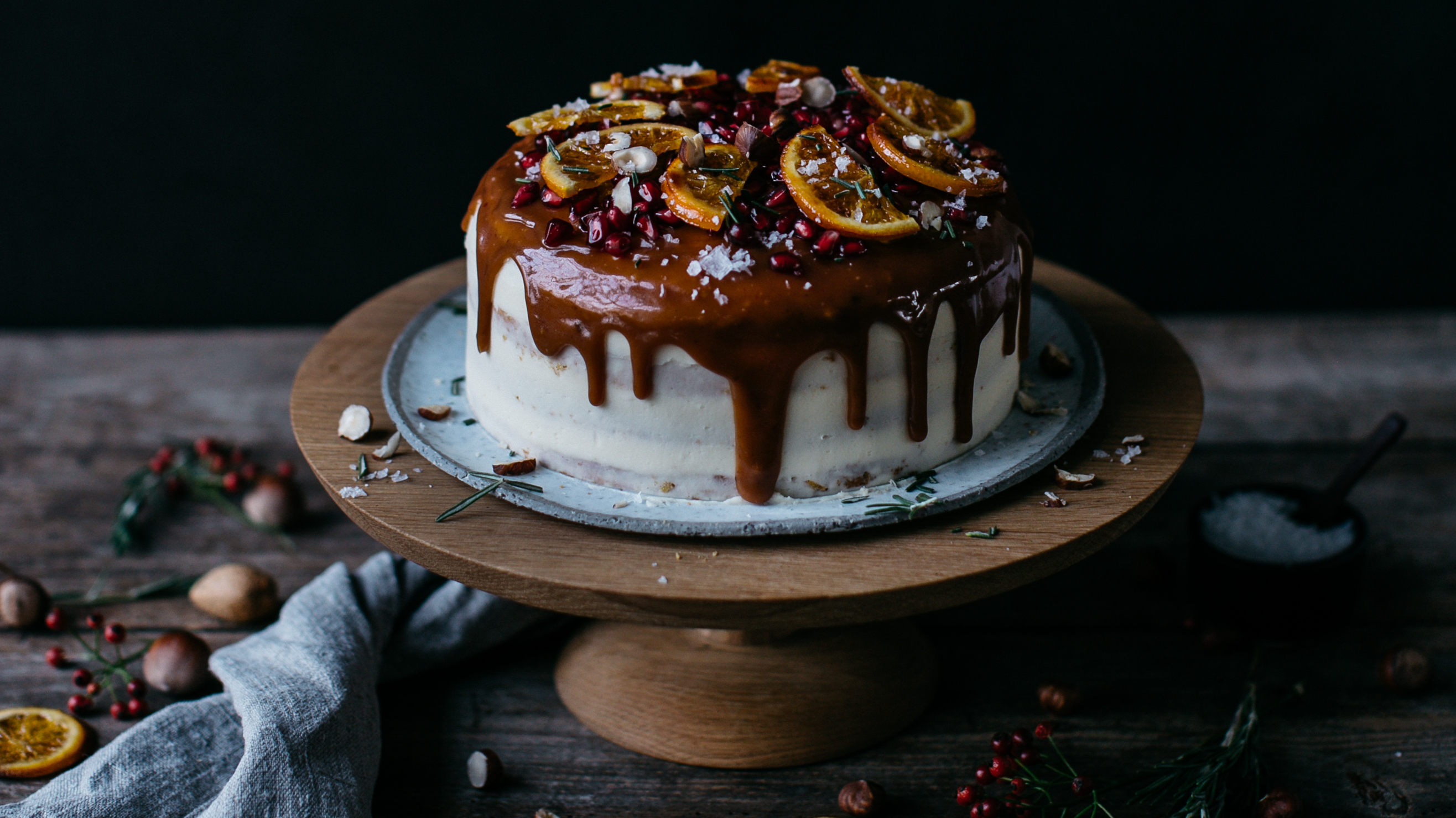 Haselnuss-Karamell-Torte