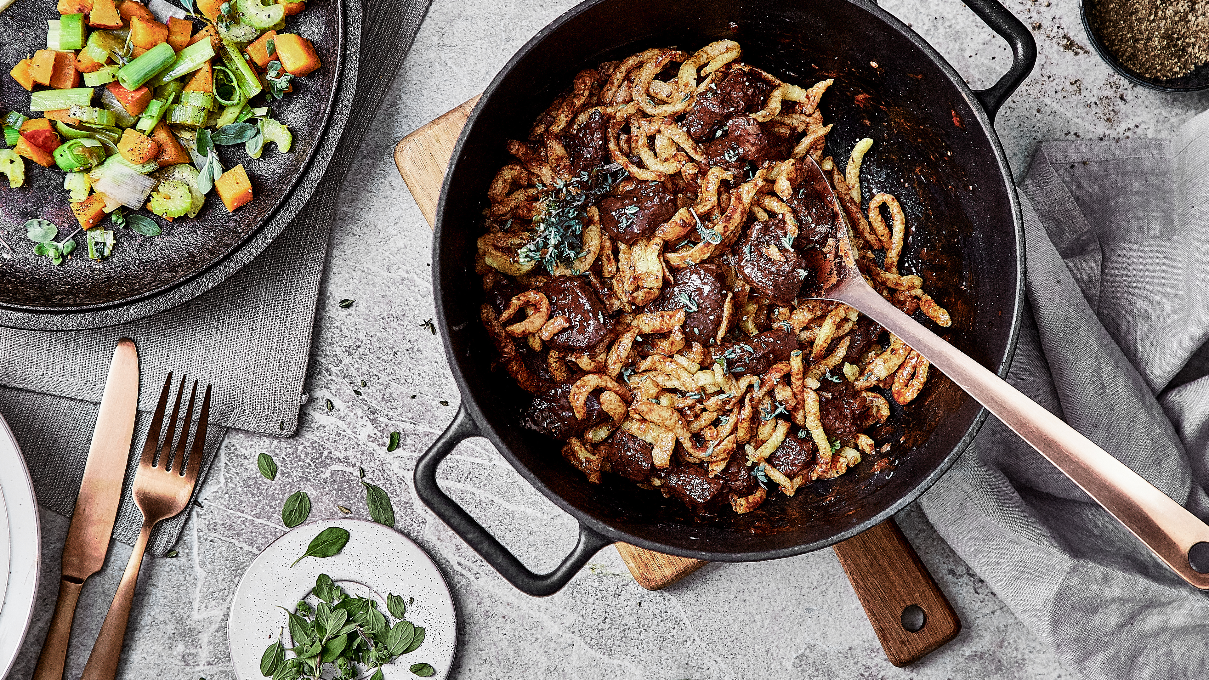 Herbstliches Hirschgulasch mit Gemüse