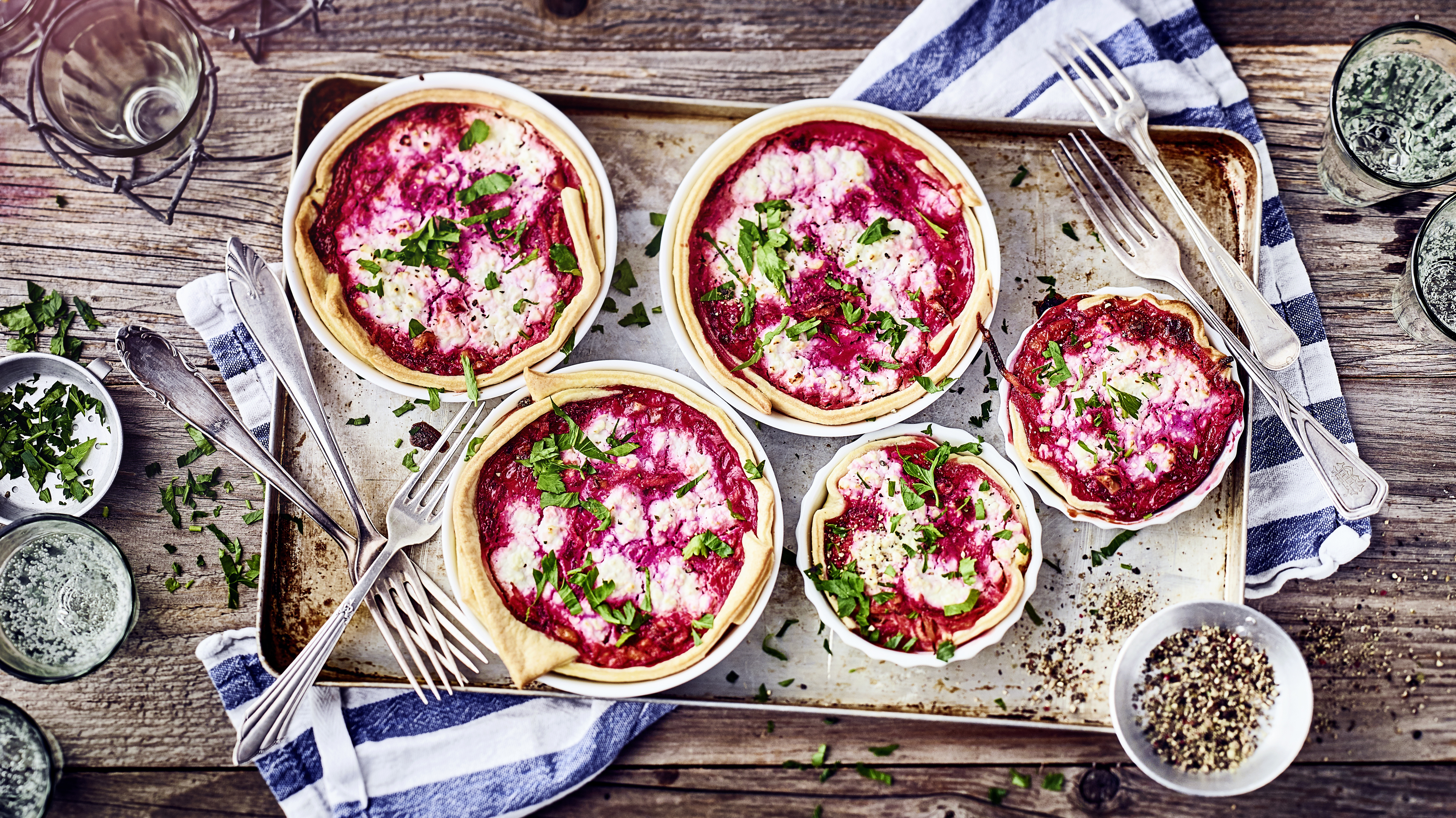 Hüttenkäse Tartelettes