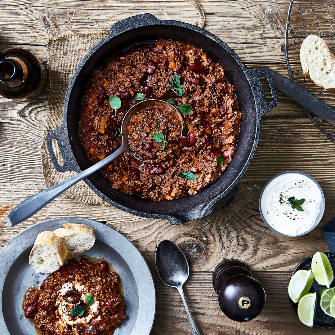 Klassisches Chili con Carne mit Kidneybohnen und Zartbitterschokolade