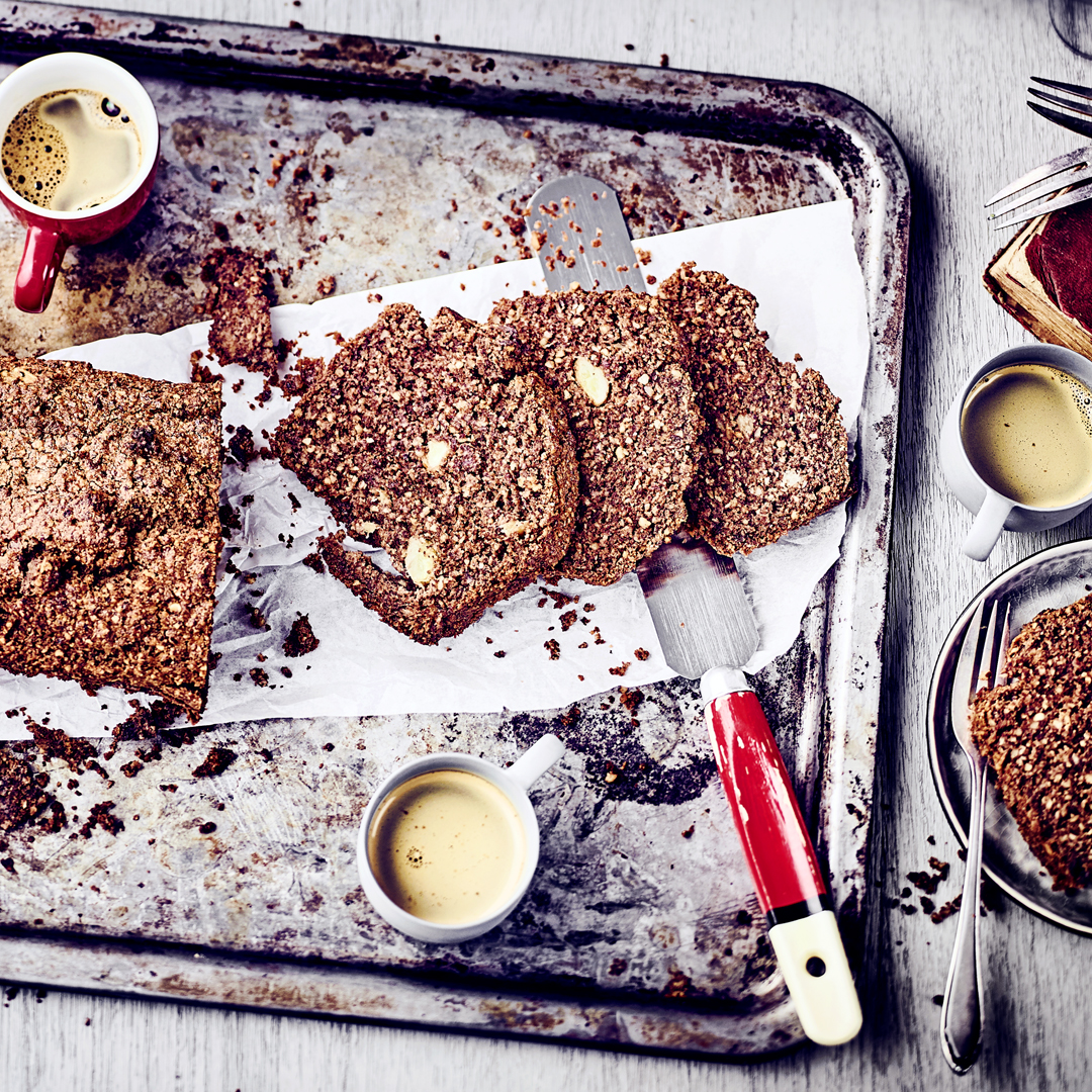 Low-Carb-Kuchen mit Zartbitter-Schokolade und Banane