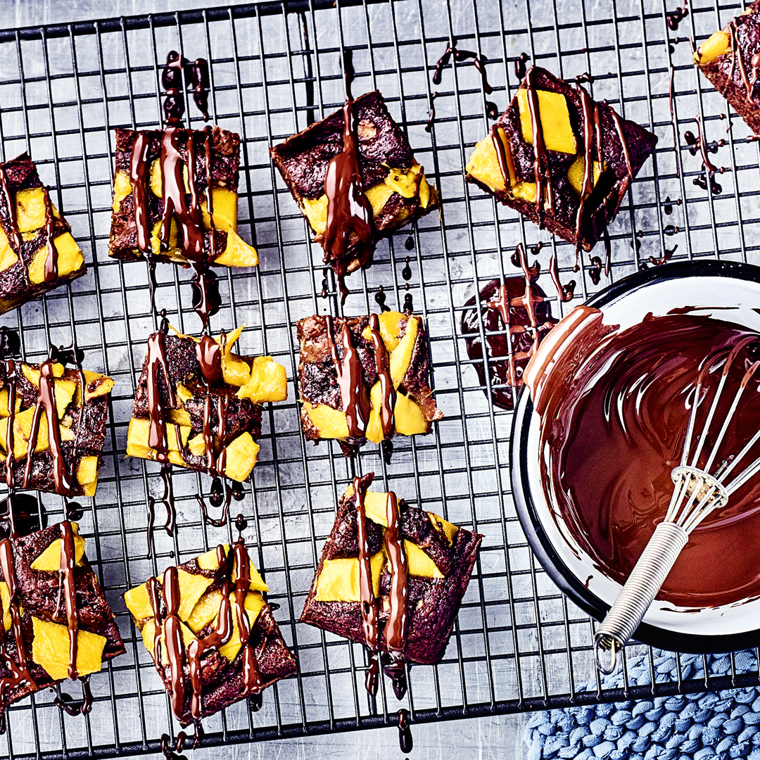 Mango-Dattel-Brownies