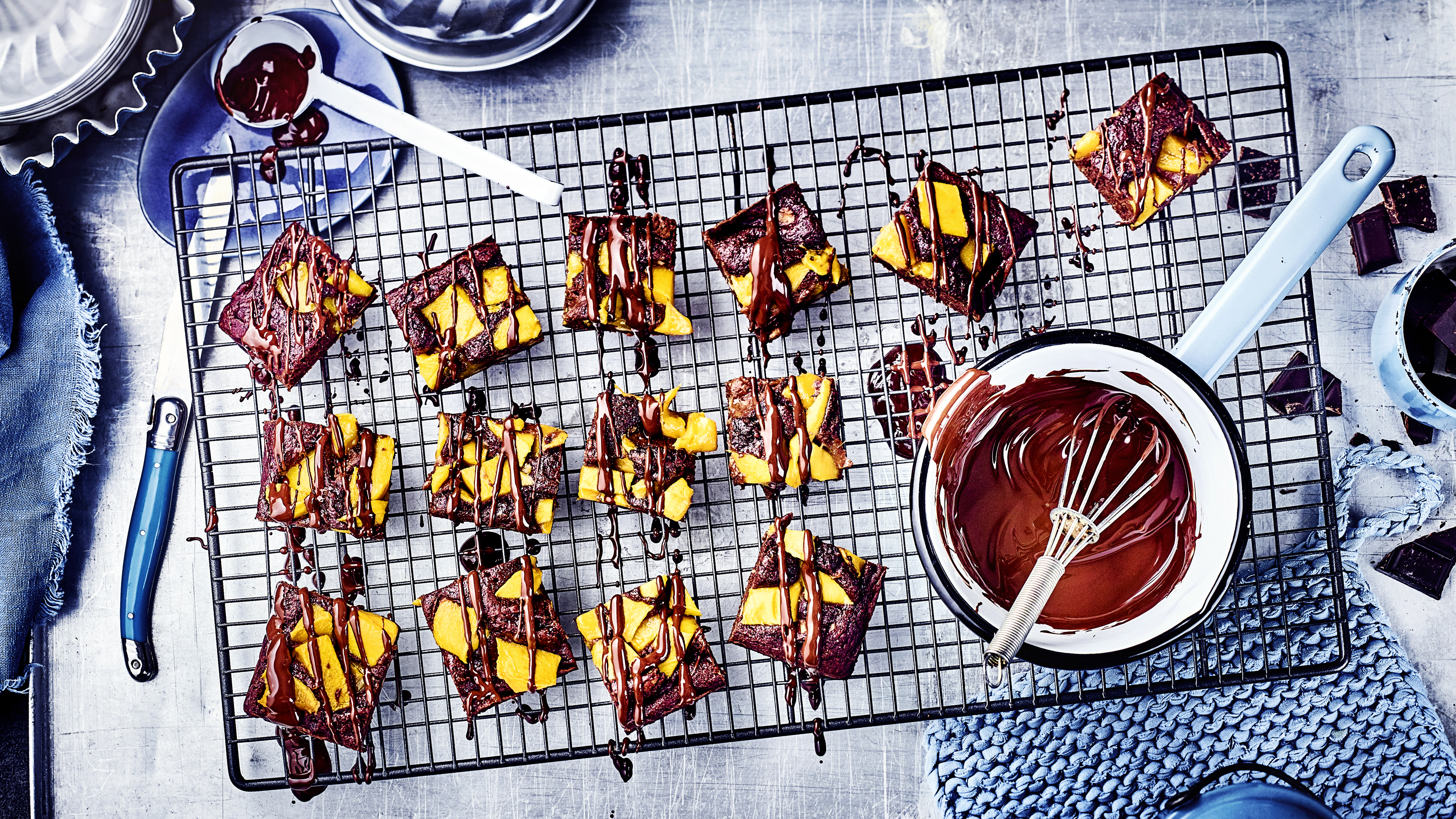 Mango-Dattel-Brownies