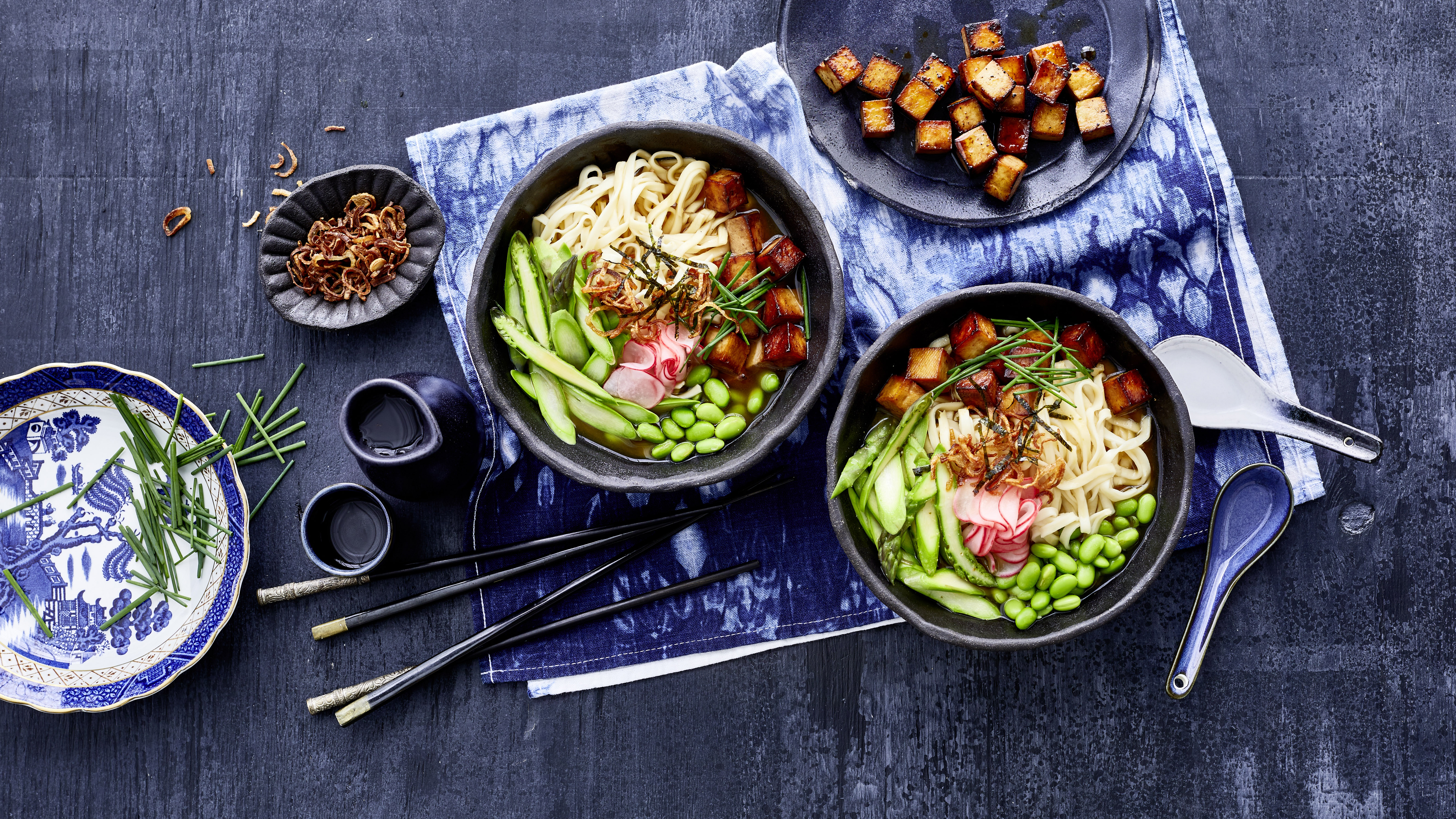 Miso-Ramen mit mariniertem Tofu