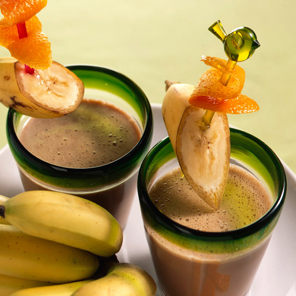 Mispel-Shake mit Babybanane, Buttermilch und Apfelkraut