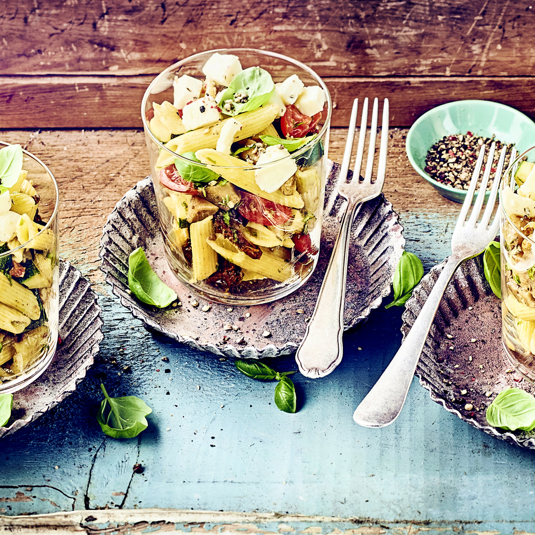 Nudelsalat mit Auberginen