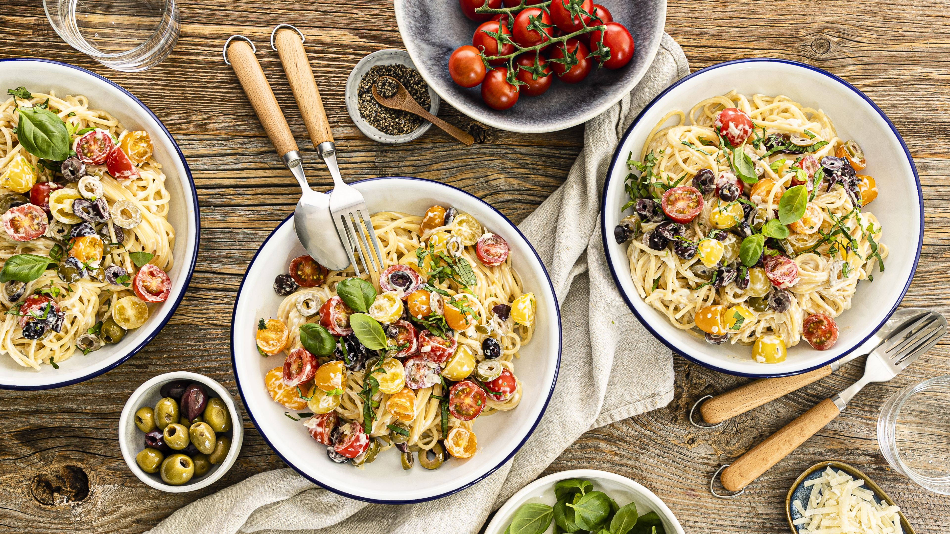 One Pot Spaghetti mit Tomaten