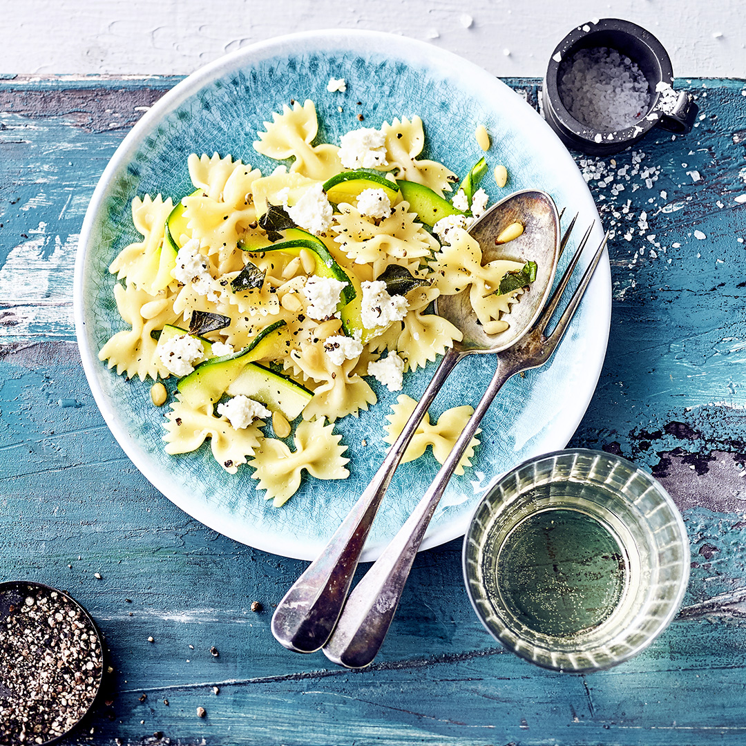 Pasta mit Zucchini und Käse