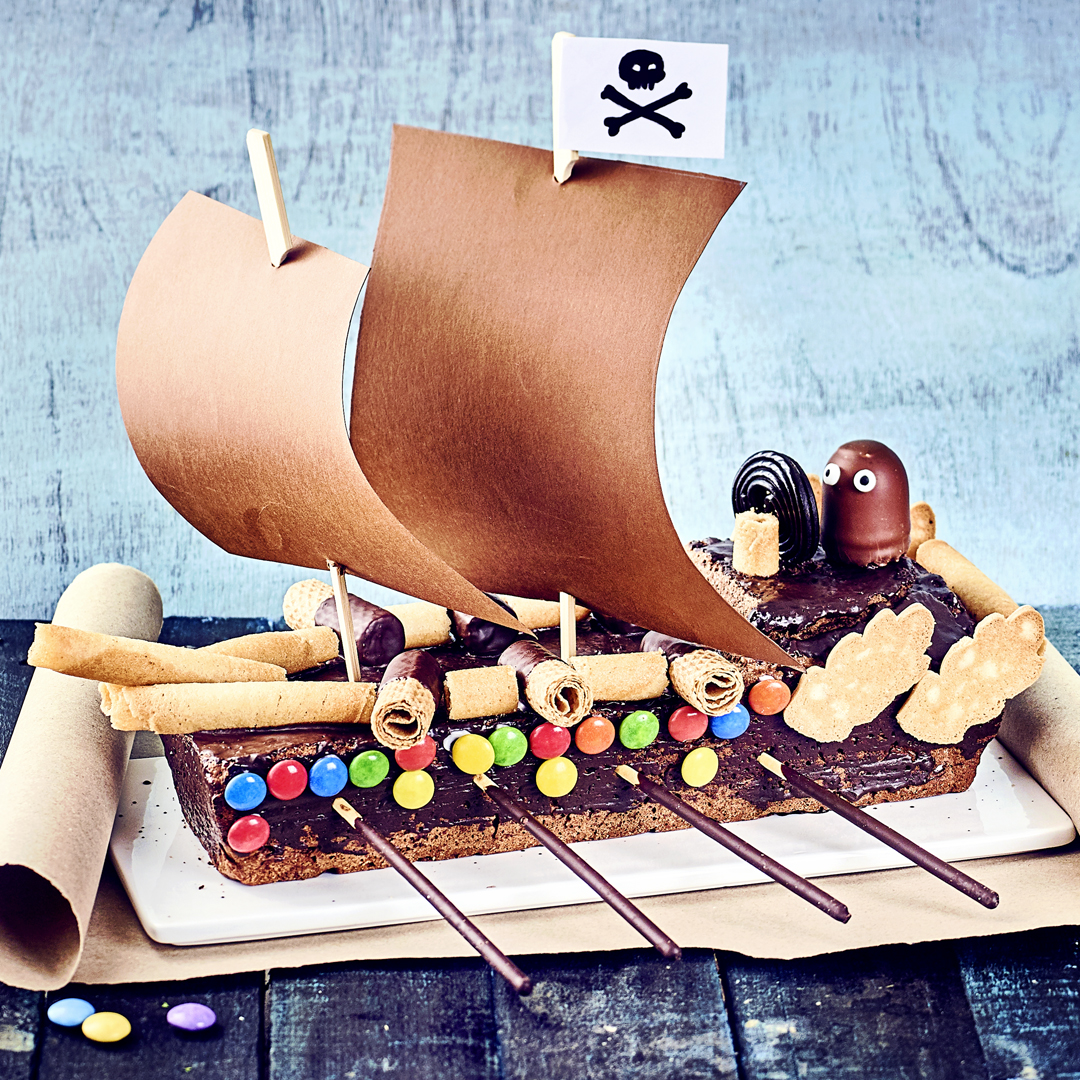 Piratenschiff-Kuchen