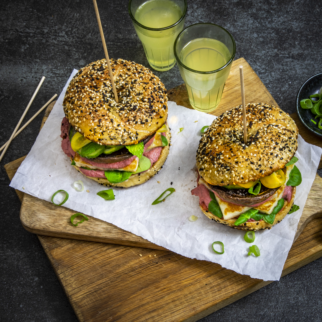 Portobello Burger mit Halloumi