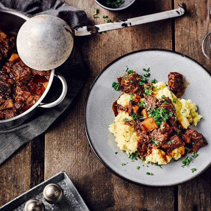 Gulasch mit Kartoffelpüree