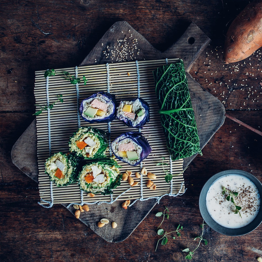 Quinoa-Sushi mit Lachs und Hähnchen