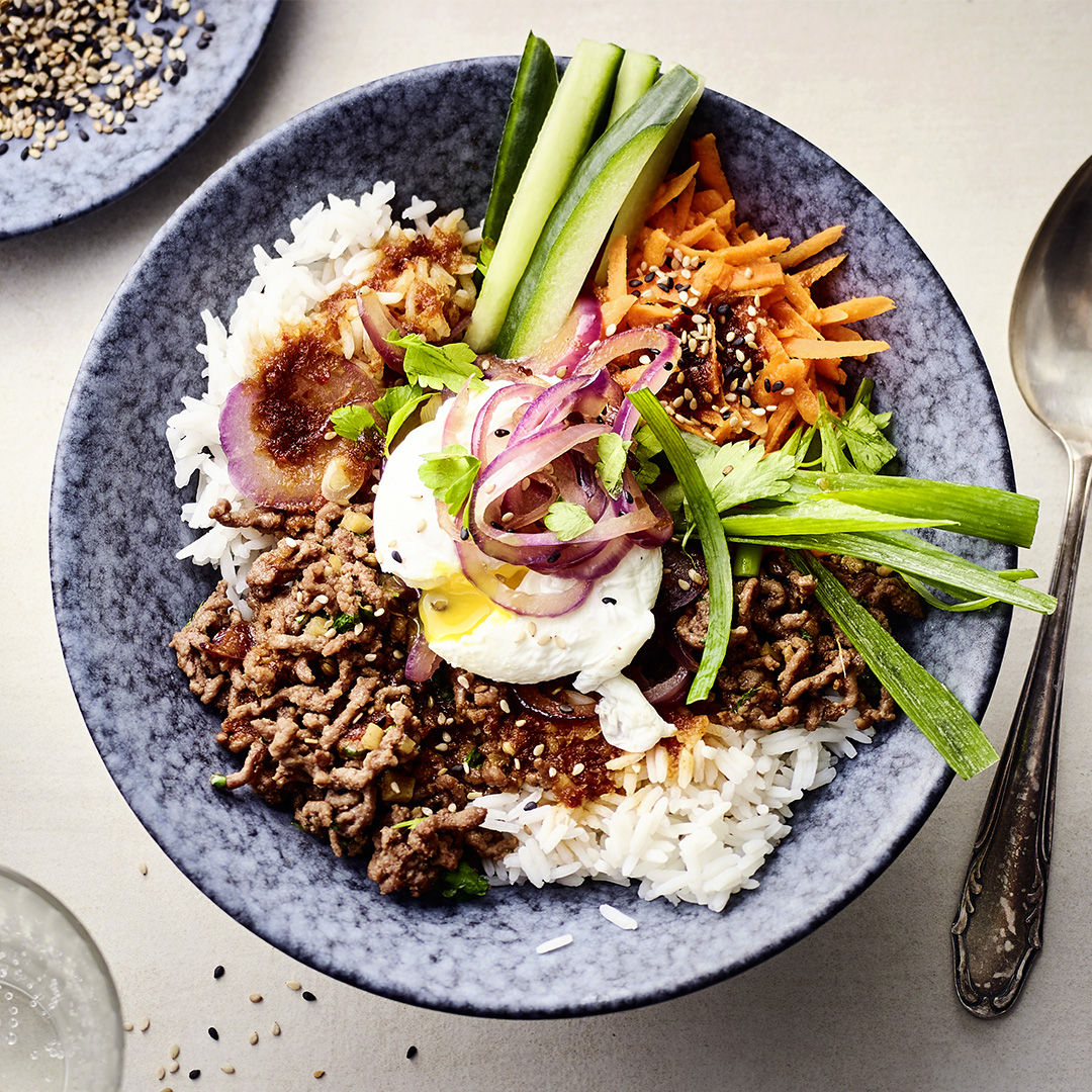 Reis-Bowl mit Hackfleisch 