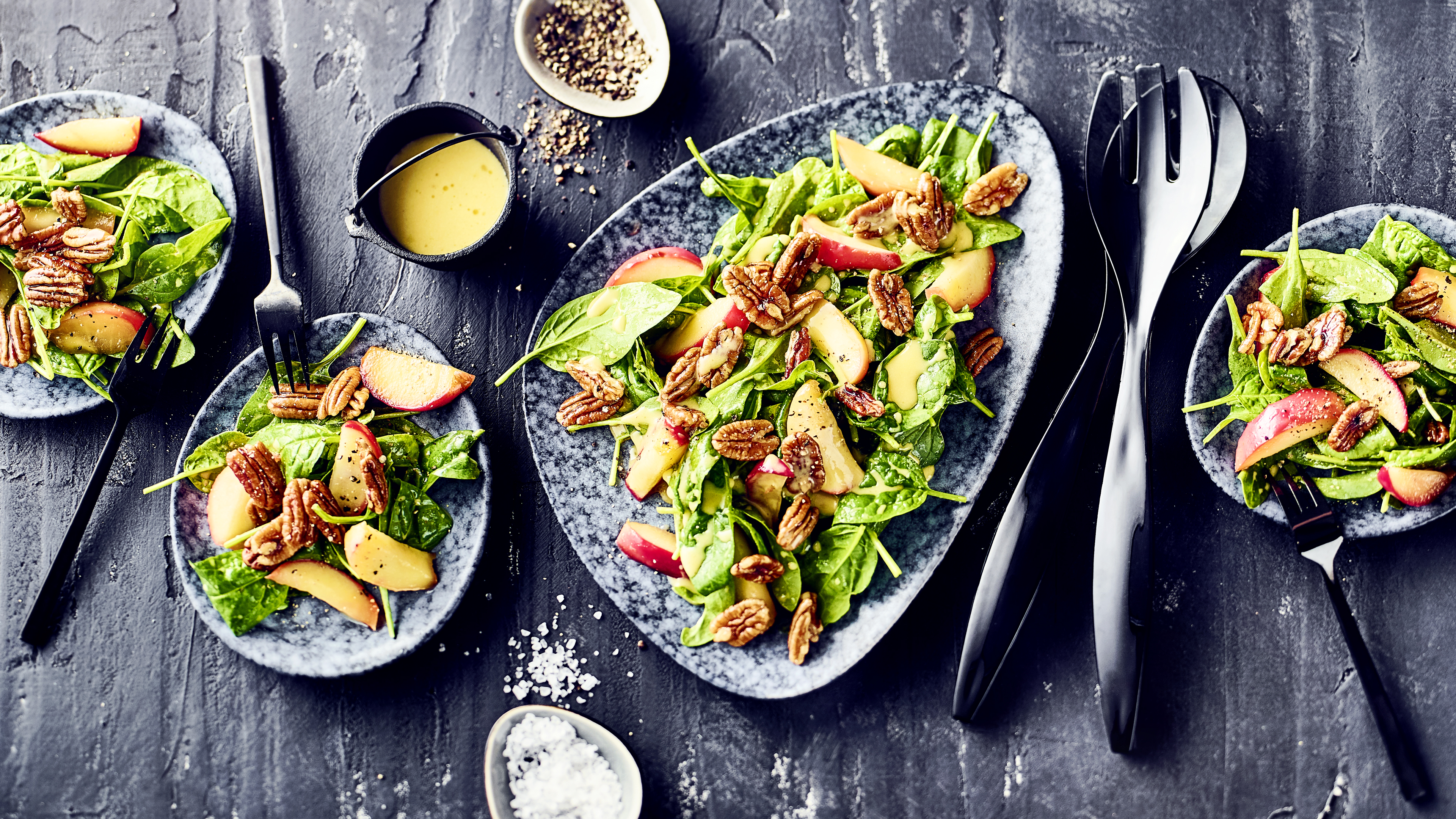 Salat mit Distelöldressing