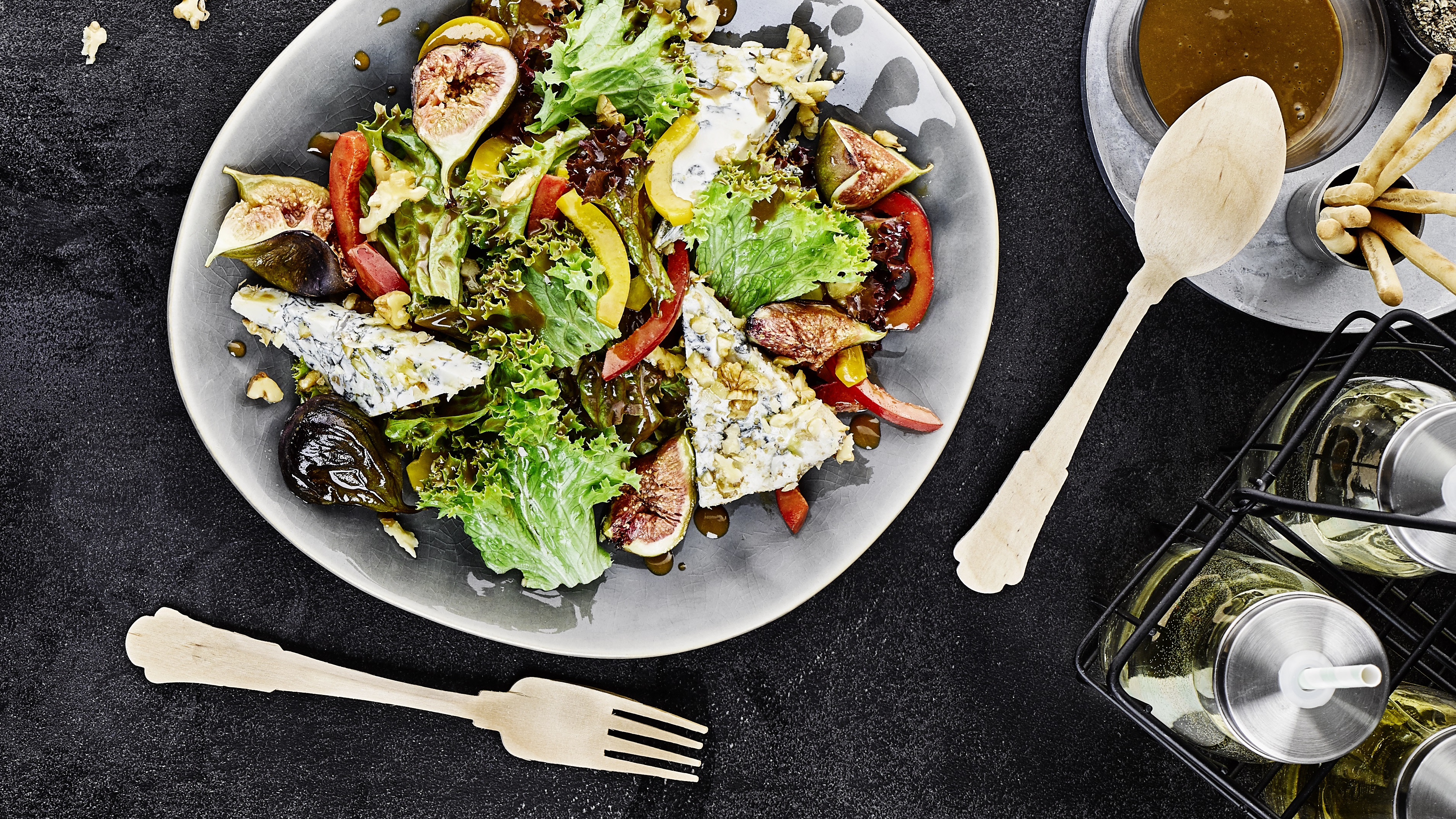 Blattsalat mit Gorgonzola