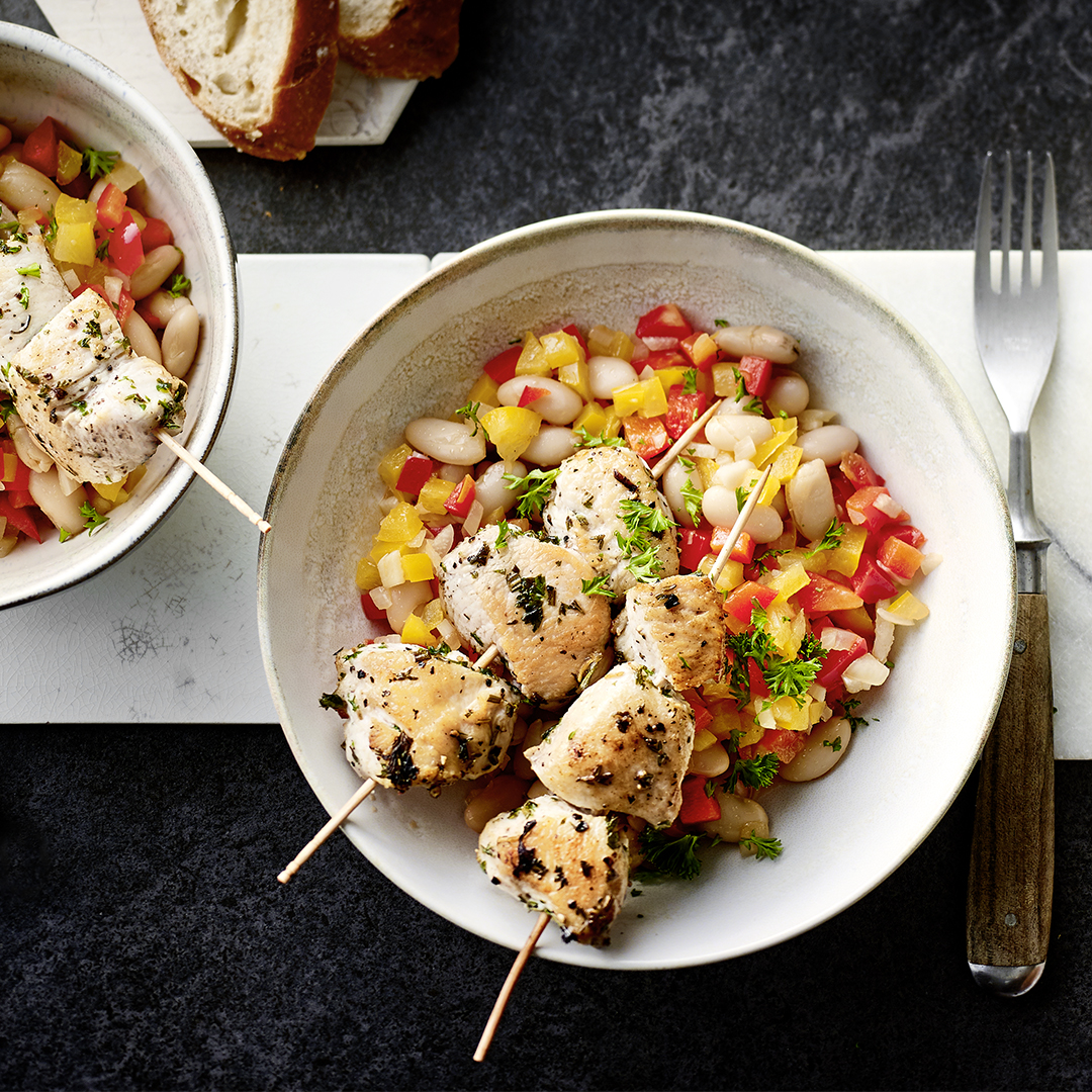 Weiße-Bohnen-Salat mit knackigen Paprikaschoten