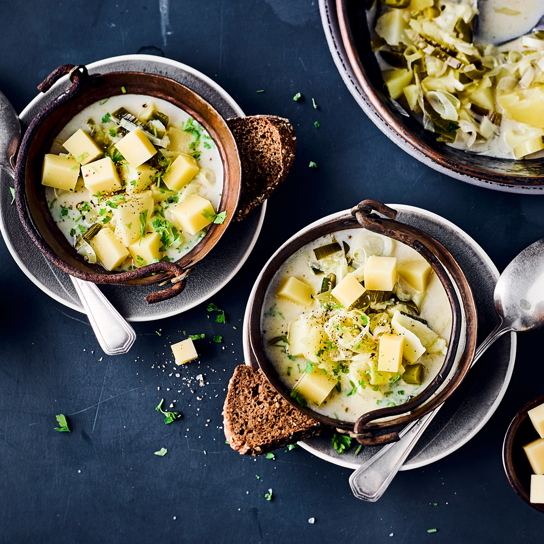 Käsesuppe mit Kartoffeln