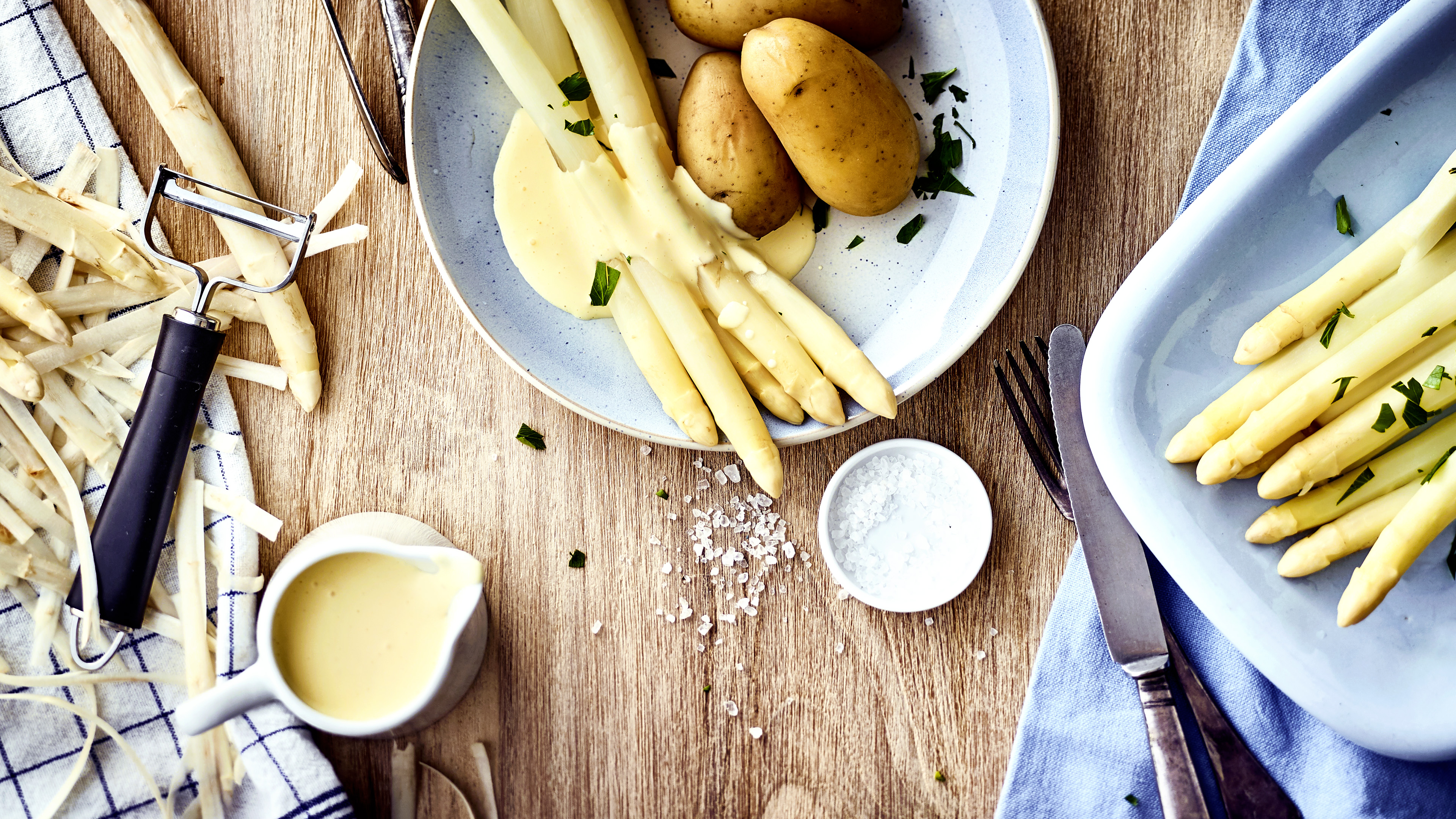 Spargel a la Hollandaise