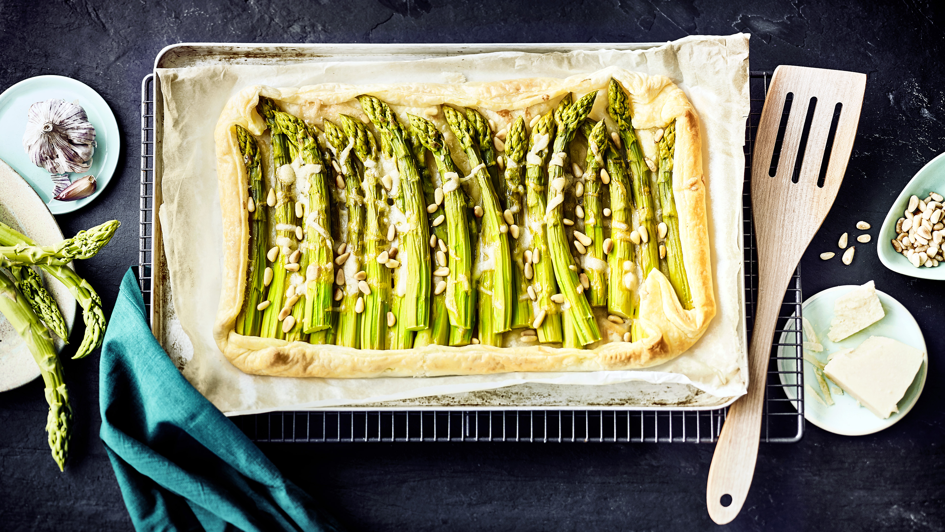 Spargel-Blätterteig-Tarte