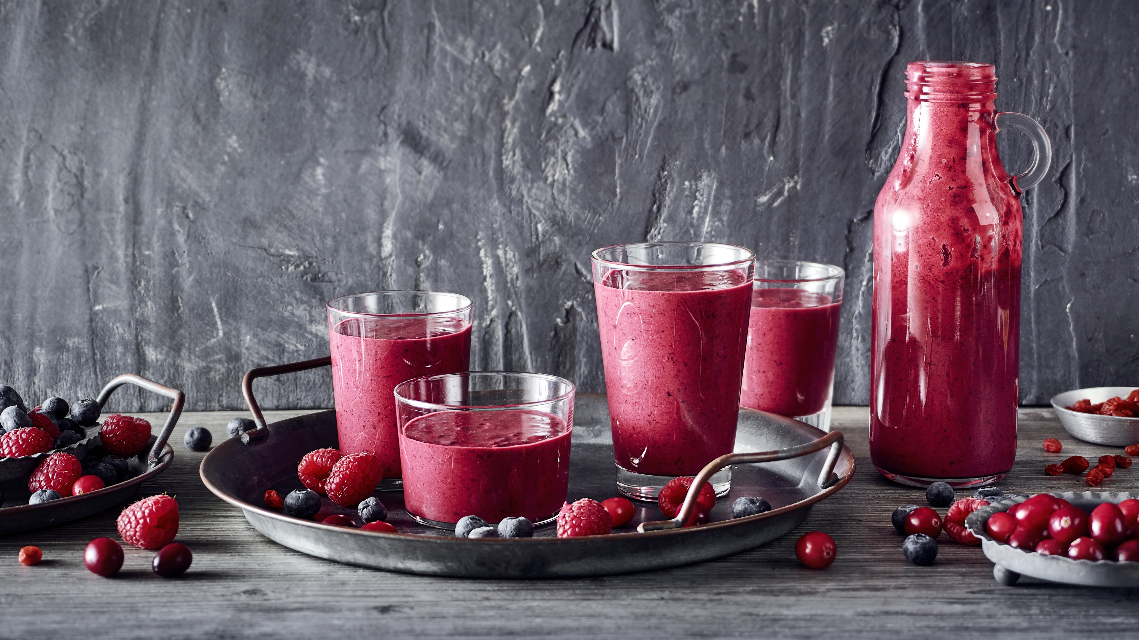 REZ_EDEKA-Superfood-Beeren-Smoothie-Rezept-Q-T