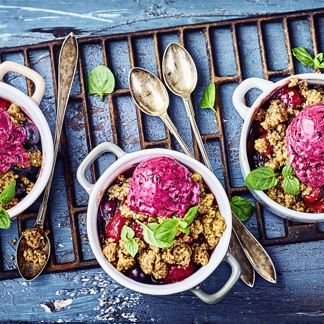 Veganer Beeren-Crumble