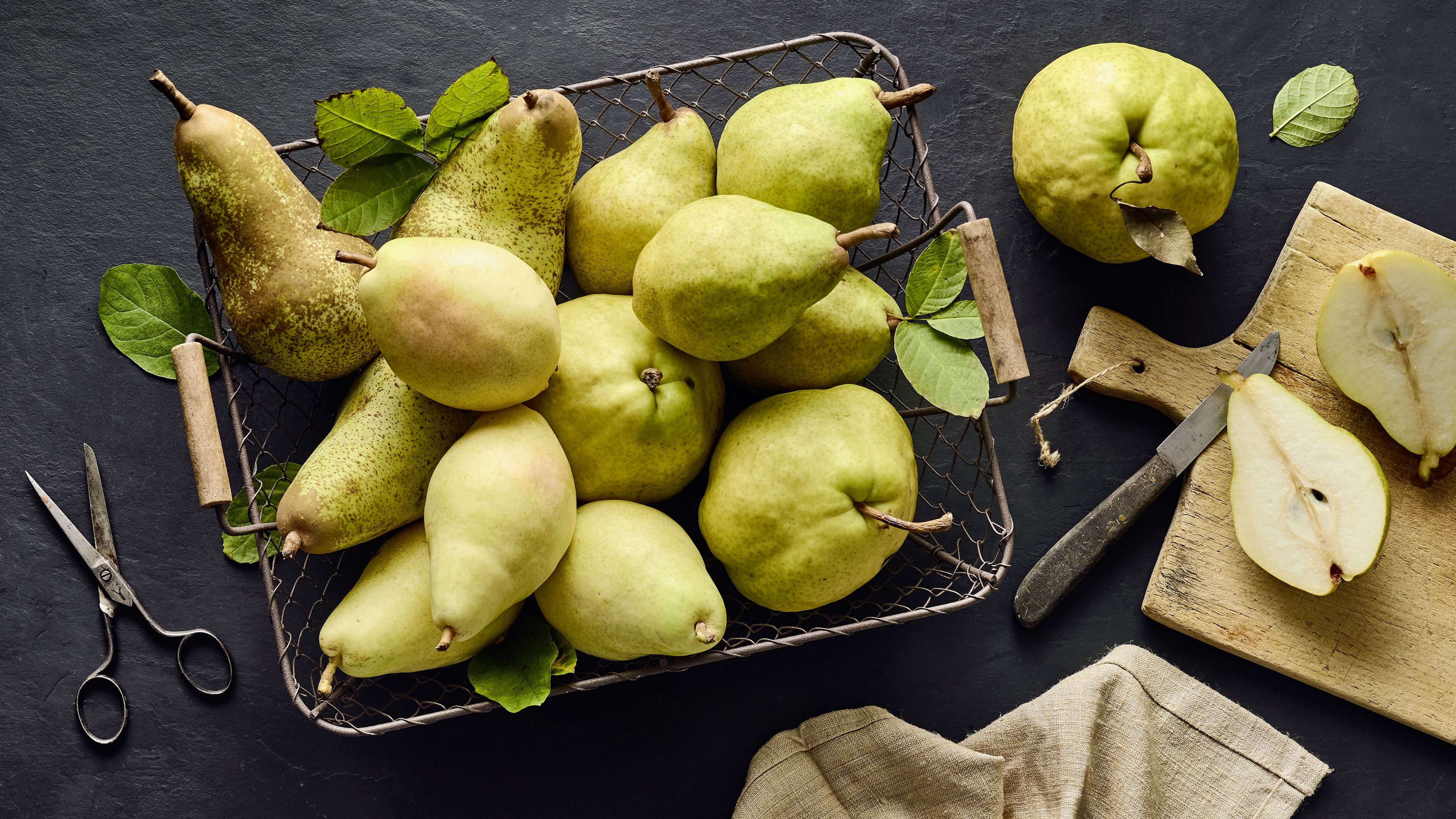 Birnen enthalten weniger Fruchtsäure als Äpfel. 