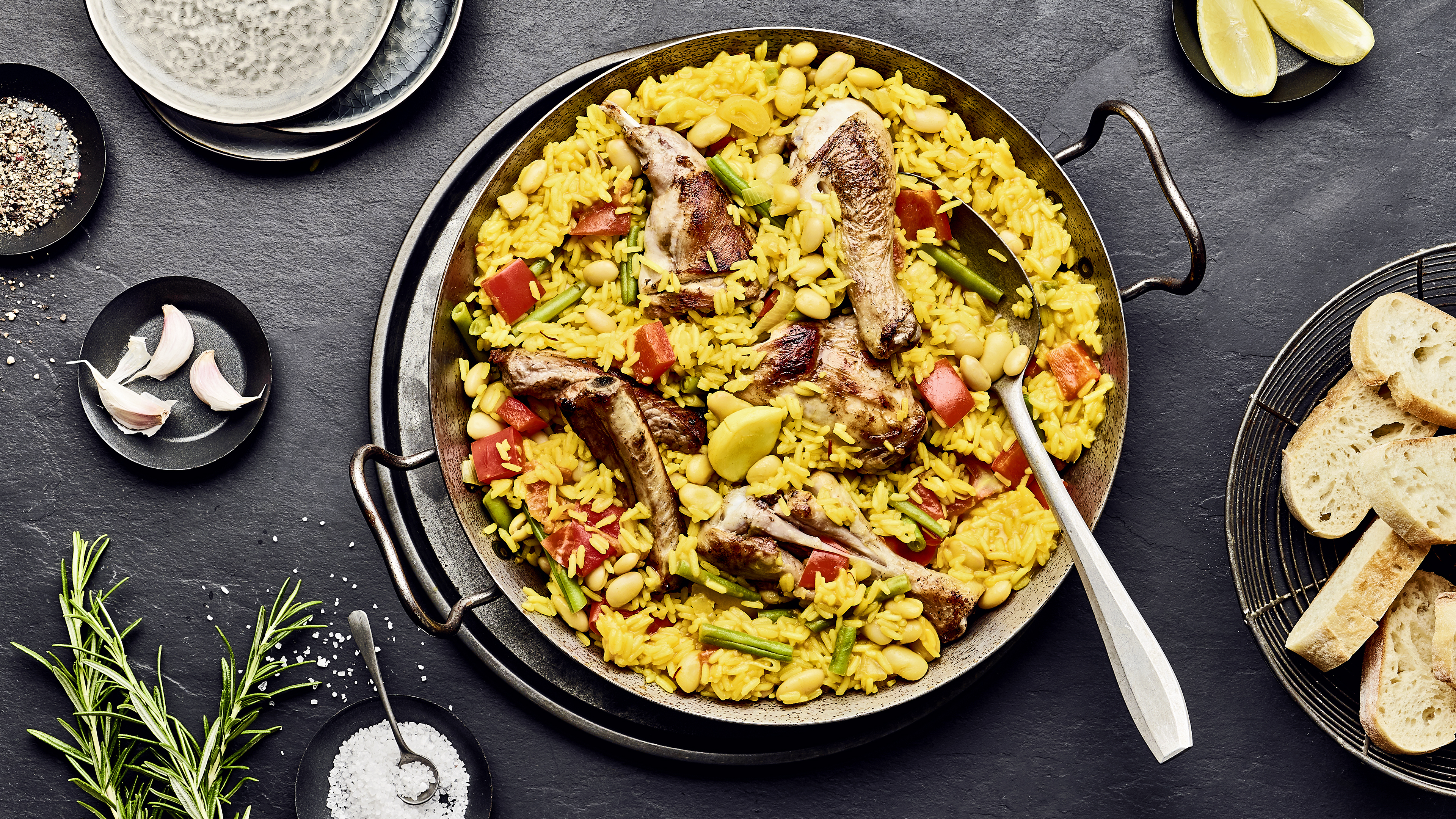 Klassische Paella