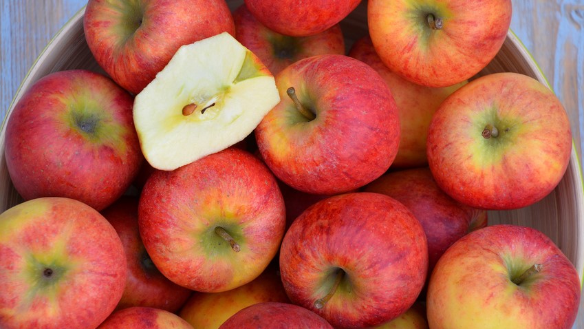 Rubens ist eine Apfelsorte und ein guter Tafelapfel. 