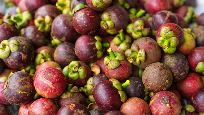 Die Mangostane ist nicht mit der Mango verwandt. 