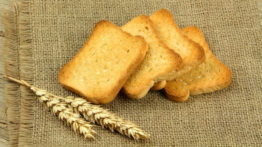 Zwieback wird zweimal gebacken, dadurch erhält es seine charakteristische Röstung.