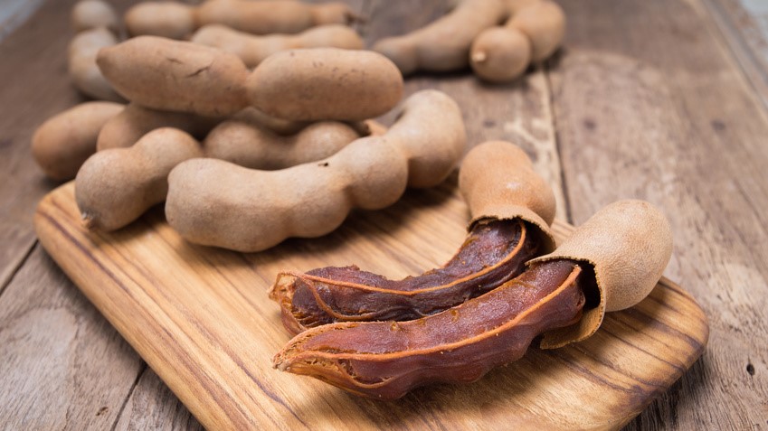 Die Tamarinde ist eine Frucht mit süß-säuerlichem Aroma. 