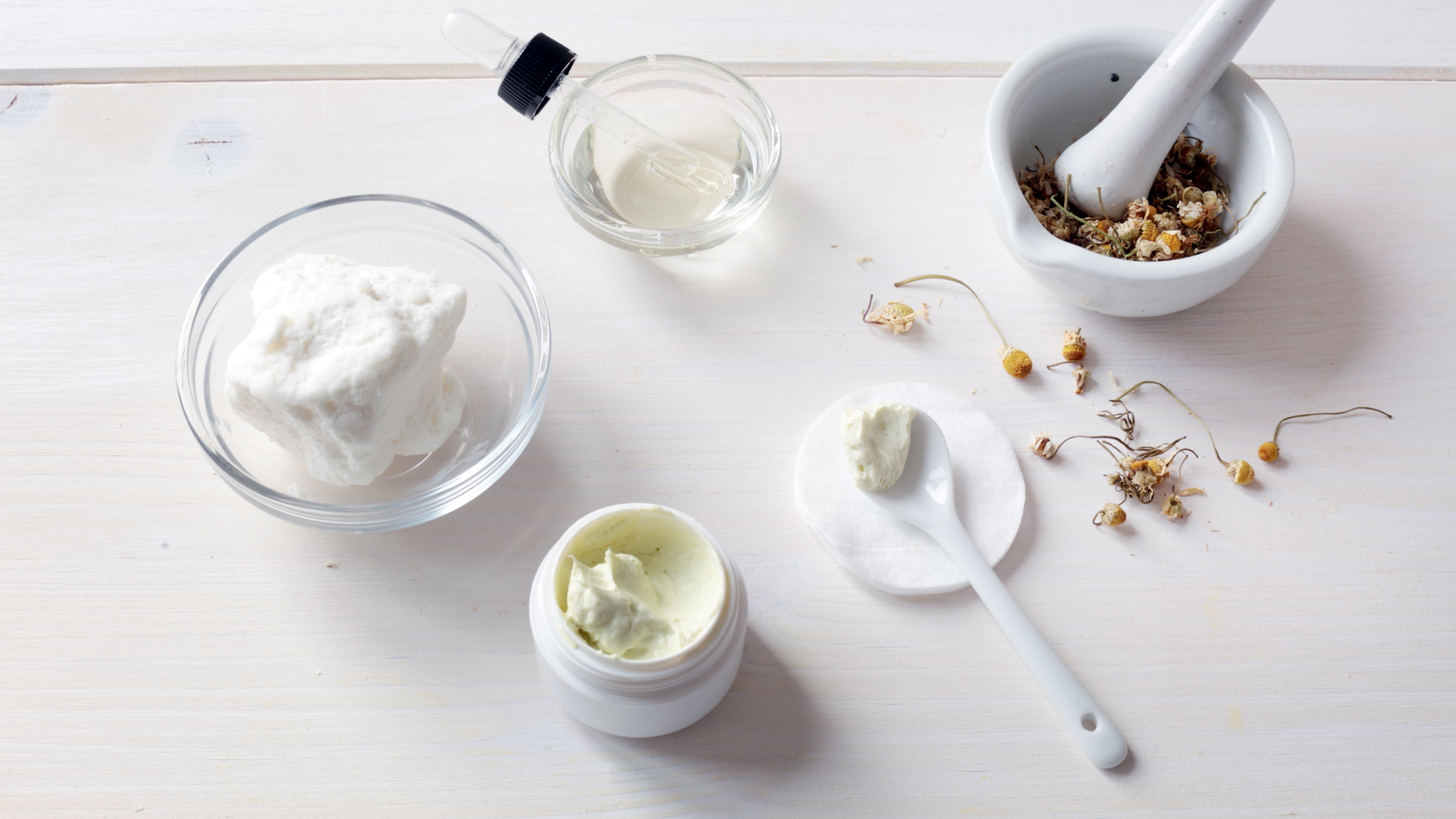 Zutaten zum Handcreme selber machen