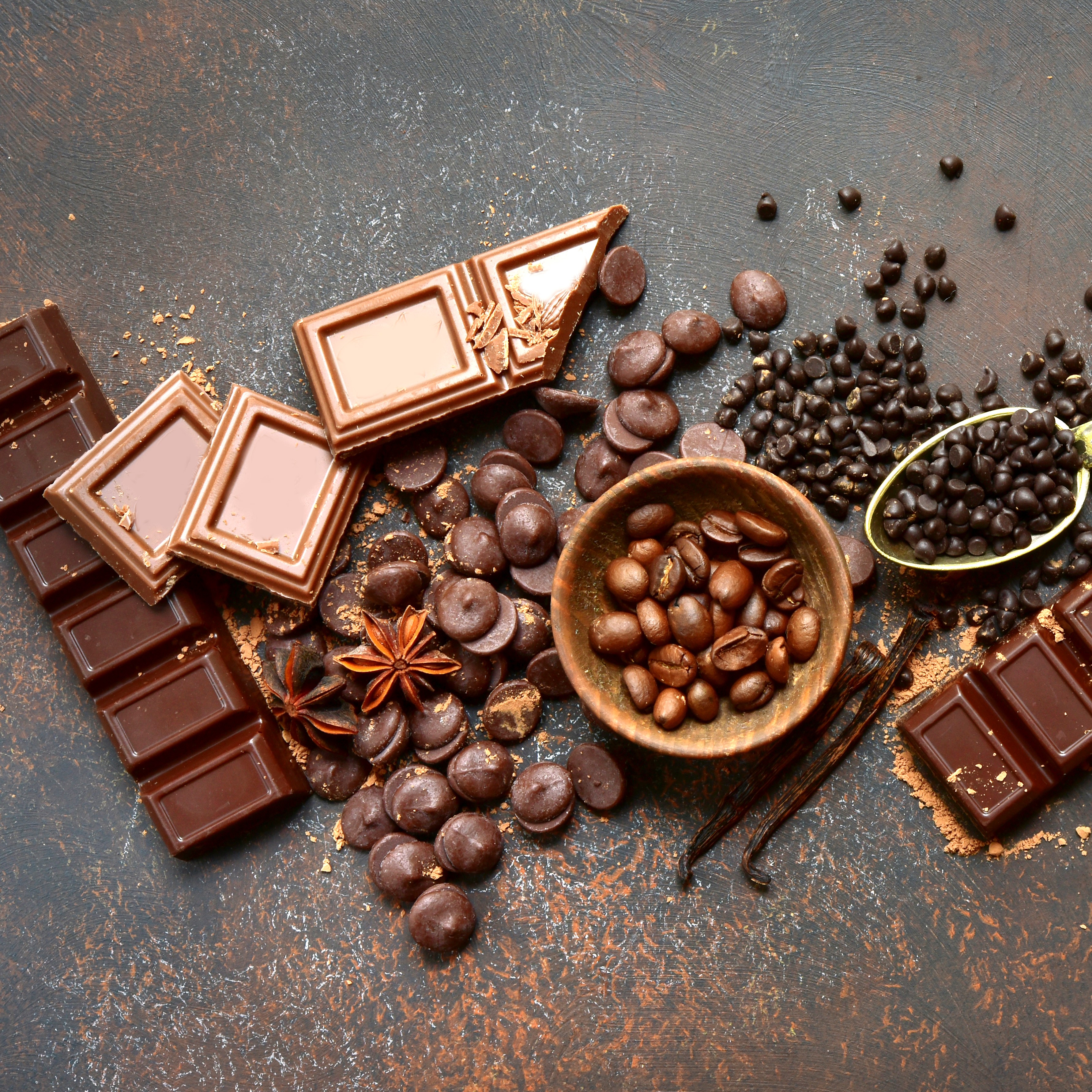 Schokolade in verschiedenen Sorten und Formen